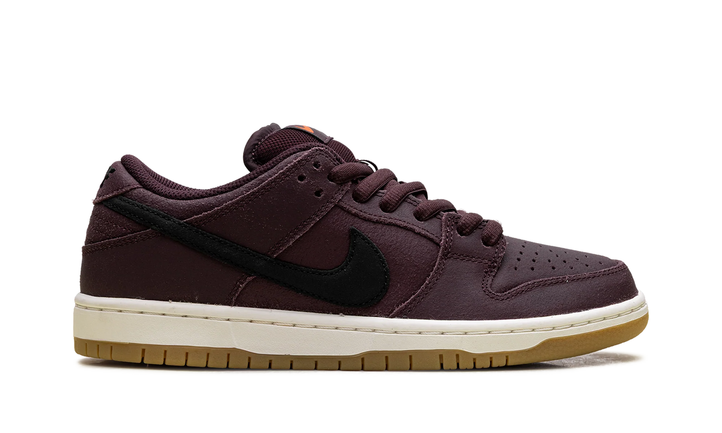 SB Dunk Low Pro "Burgundy Crush" IO2304 600