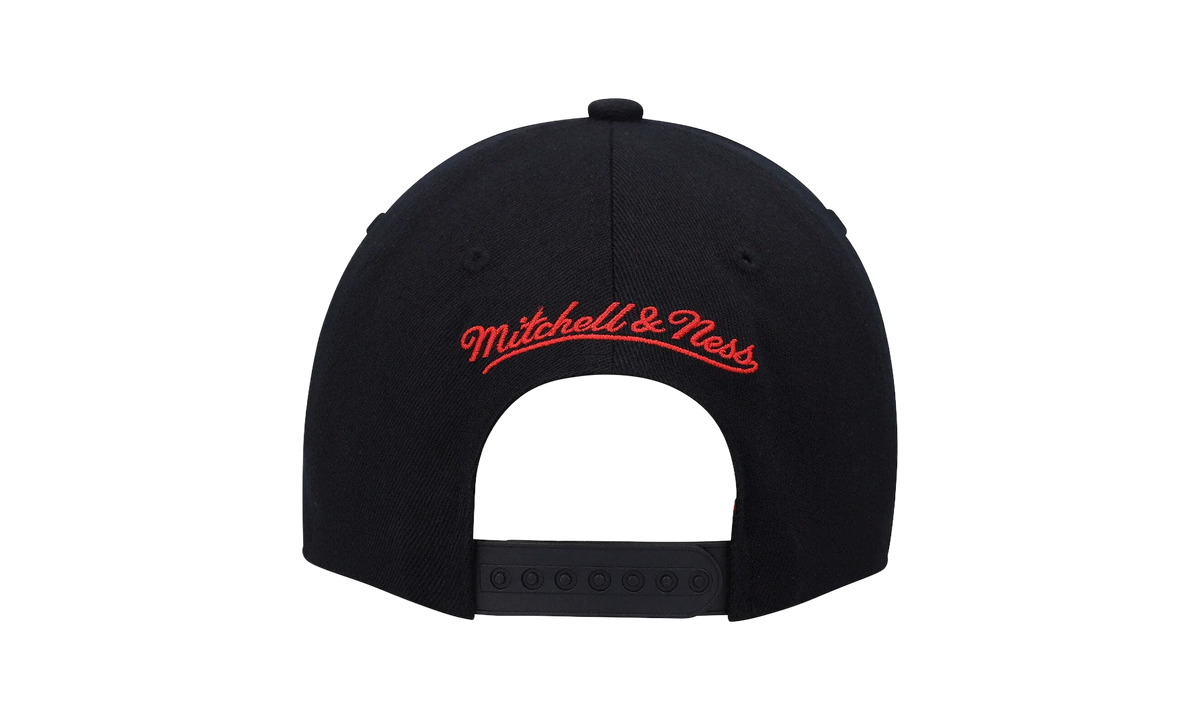 NBA Team 2 Tone 2.0 Stretch Snapback Cap "Portland Trail Blazers - Black / Red" HHSS3265 PTBYYPPPBKRD
