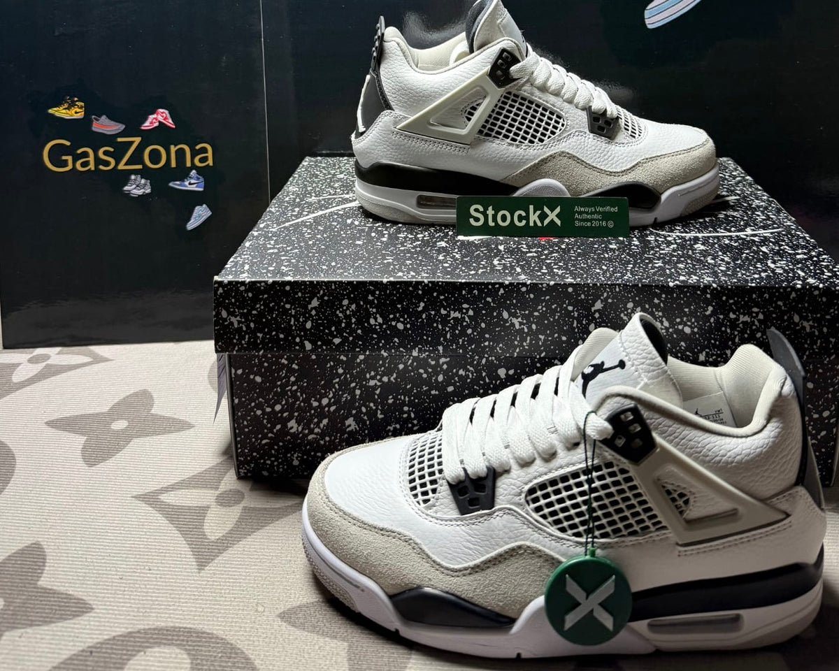 4 Retro Military Black