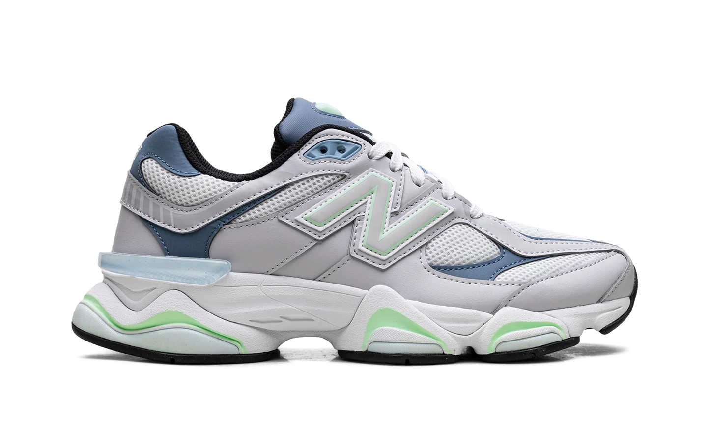 9060 "Pearl Grey Shoreline Blue" U9060BLD