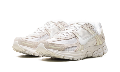 Zoom Vomero 5 WMNS "Phantom Light Bone" HQ0458 003