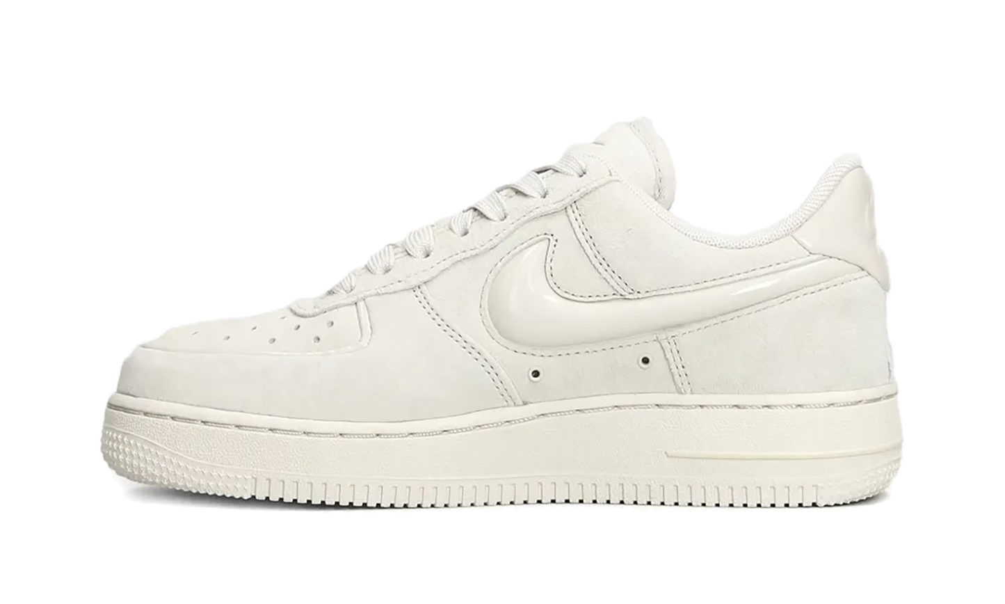 Air Force 1 Low'07 WMNS"Light Orewood Brown" HV4406 001