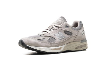 Kith x 991v2 MiUK "Moonrock" U991TK2