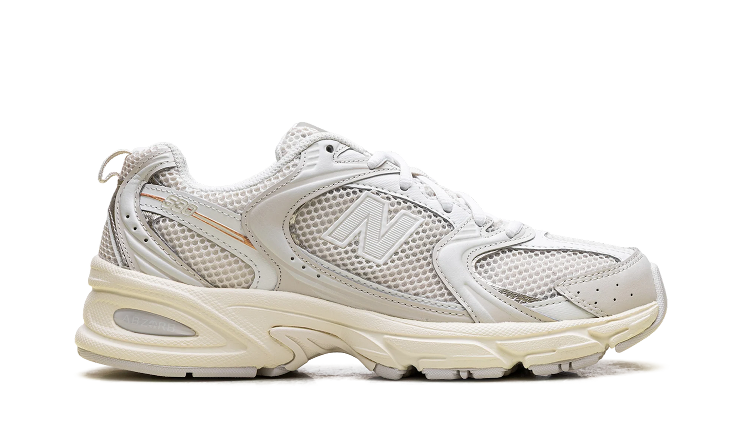 530 "Grey Beige" Mr530fta