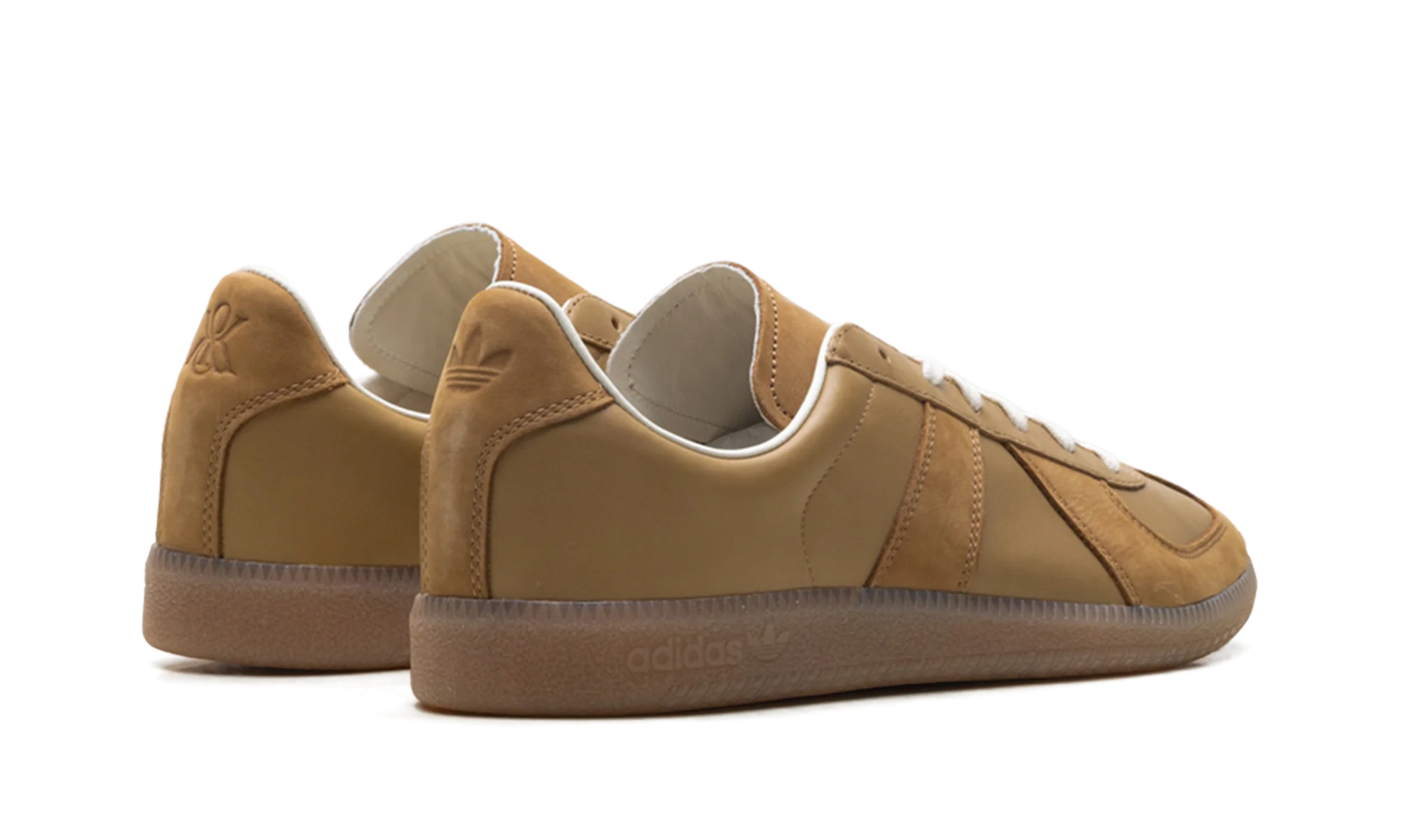 BW Army "Kith - Cardboard" KH6549