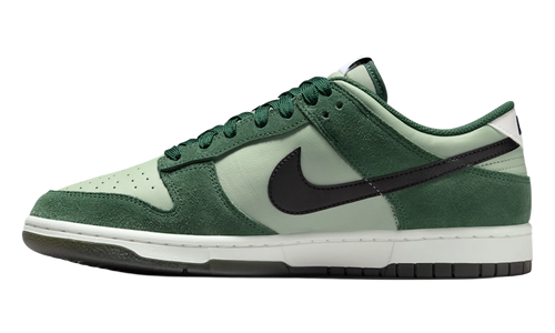 Dunk Low Retro SE "Jade Horizon / Fir" IB6399 301