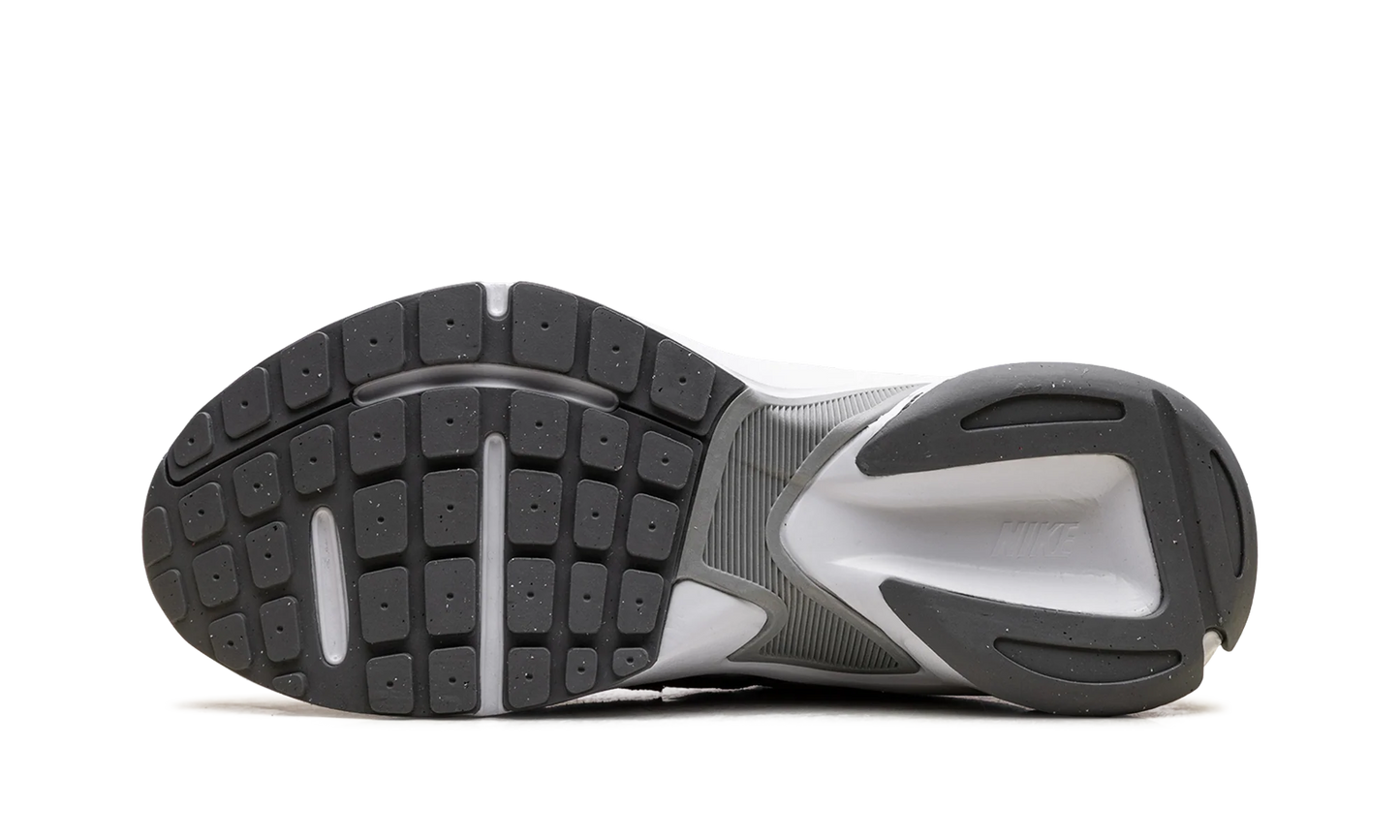 AL8 WMNS "Smoke Grey Metallic Silver" FJ3794 101