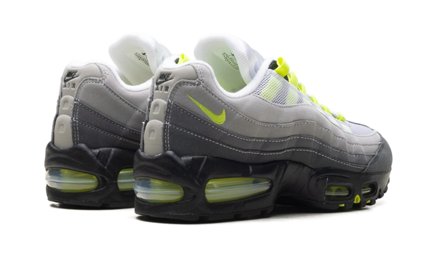 Nike Air Max 95 WMNS "Neon (2026)" IO9926 001
