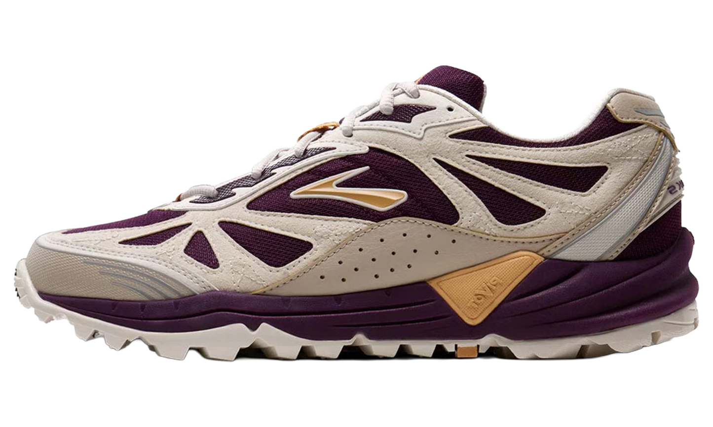 Cascadia 1 "Beet / Moonbeam / Gray" 110502 1D 971