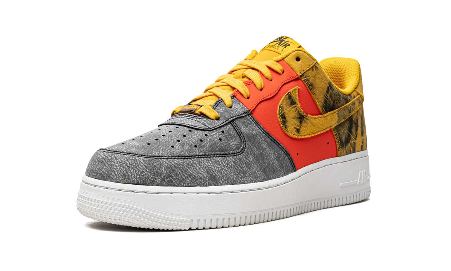 Air Force 1 '07 LV8 "Dark Sulphur Tie-Dye" CZ0337 700