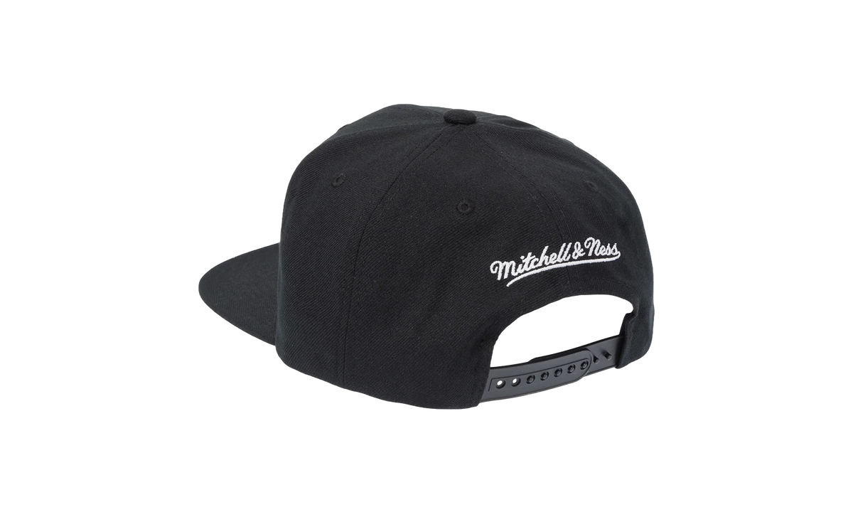 NHL Vintage Evergreen Black White Snapback Cap "Detroit Red Wings - Black" HS8545 DRWBLCK