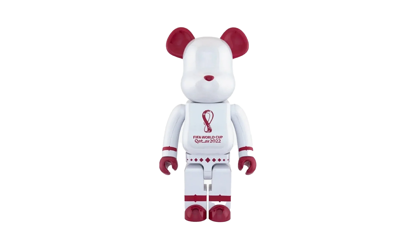 Bearbrick FIFA World Cup Qatar 2022 "White Chrome - 1000%" MEDI3039