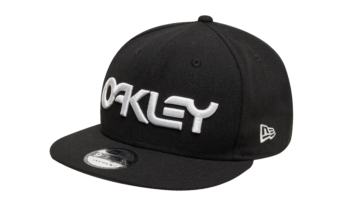 9FIFTY OAKLEY x New Era Mark II Novelty Snapback Hat "Blackout" 911784 02E