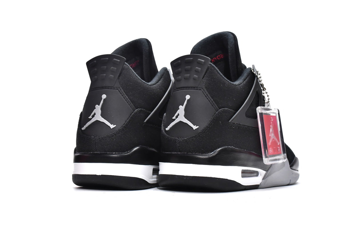 4 Retro SE Black Canvas