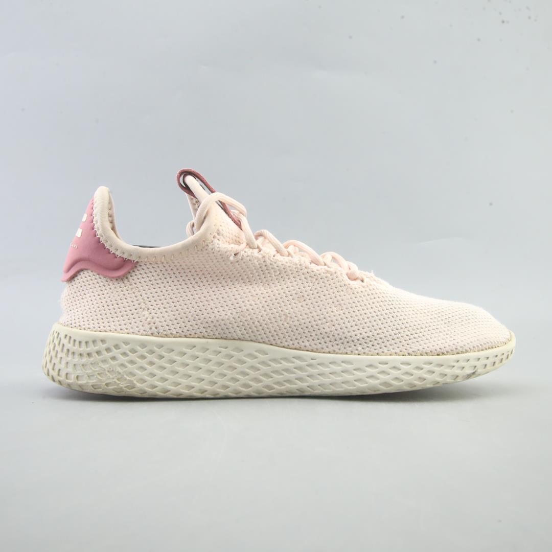 HU PHARRELL WILLIAMS