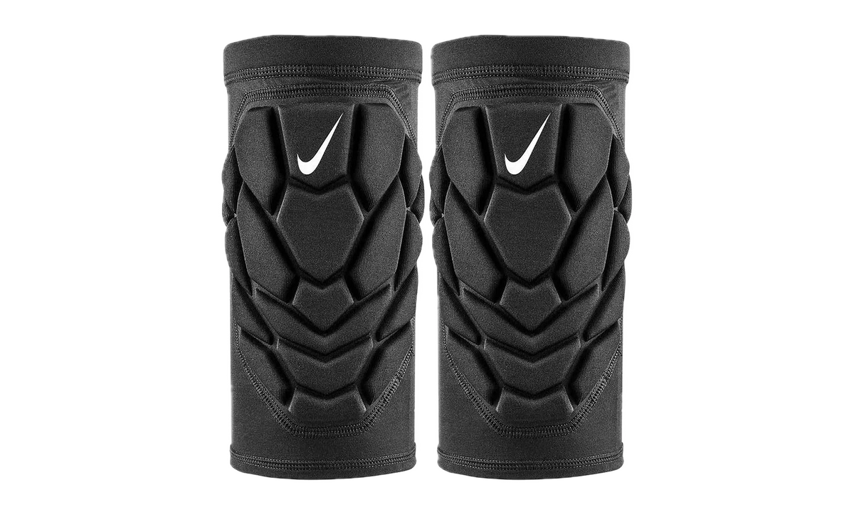 HYPERSTRONG CORE UNIVERSAL PADDED SLEEVE "Black / Cool Grey / White" N.000.2752.081