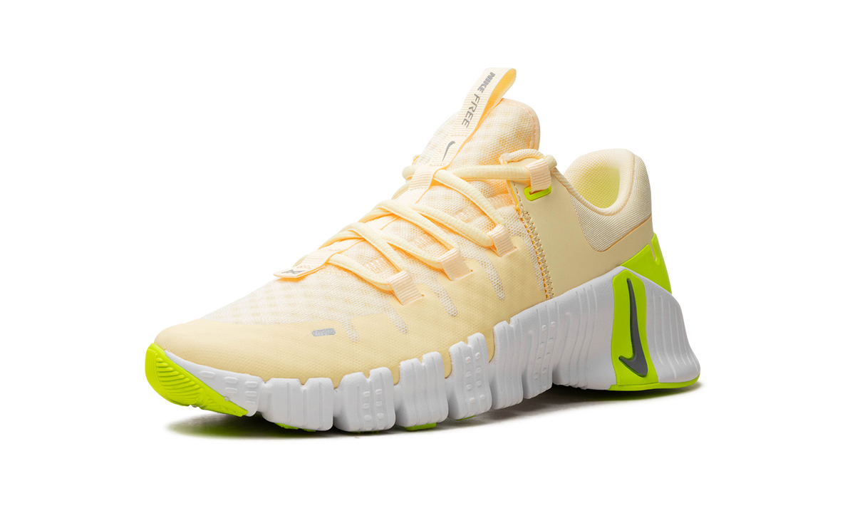 Free Metcon 5 WMNS"Citron Tint Volt" DV3950 800