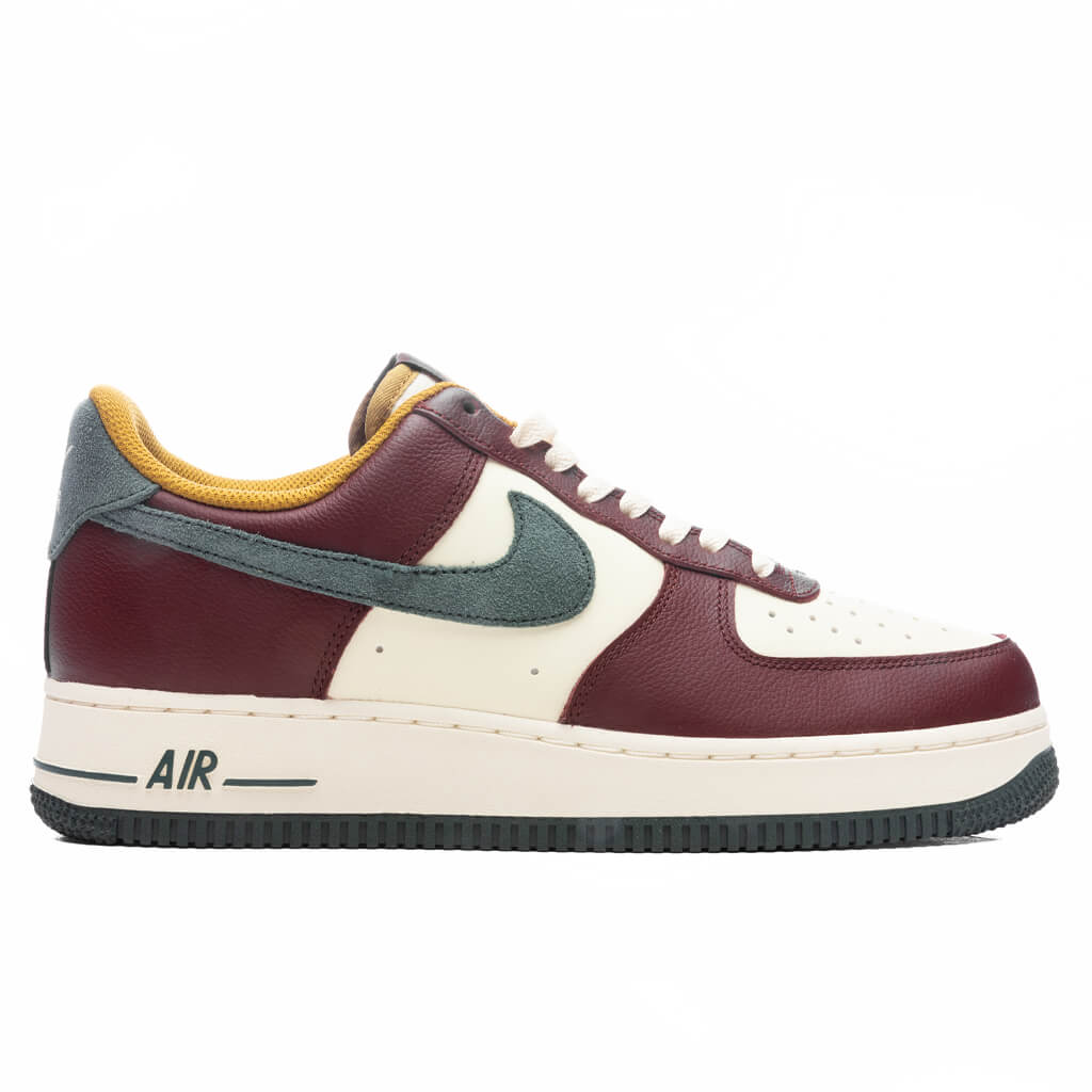 Air Force 1 '07 Lv8 - Coconut Milk/Vintage Green/Dark Team Red