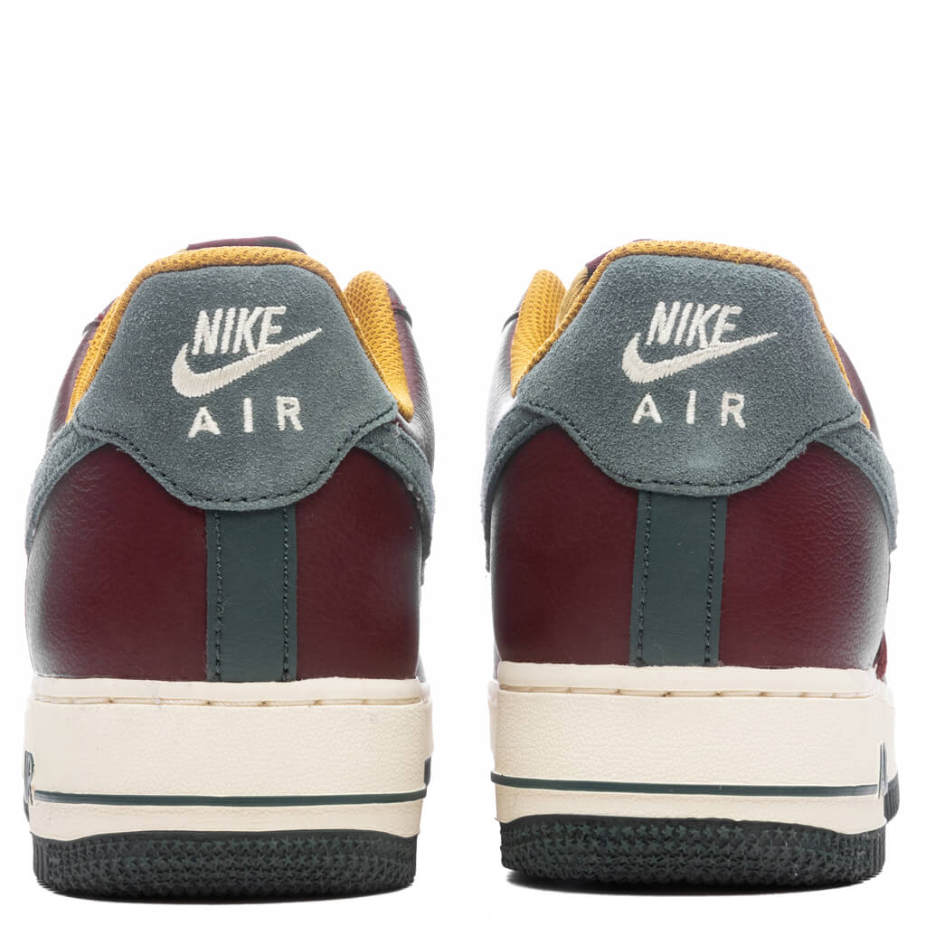 Air Force 1 '07 Lv8 - Coconut Milk/Vintage Green/Dark Team Red