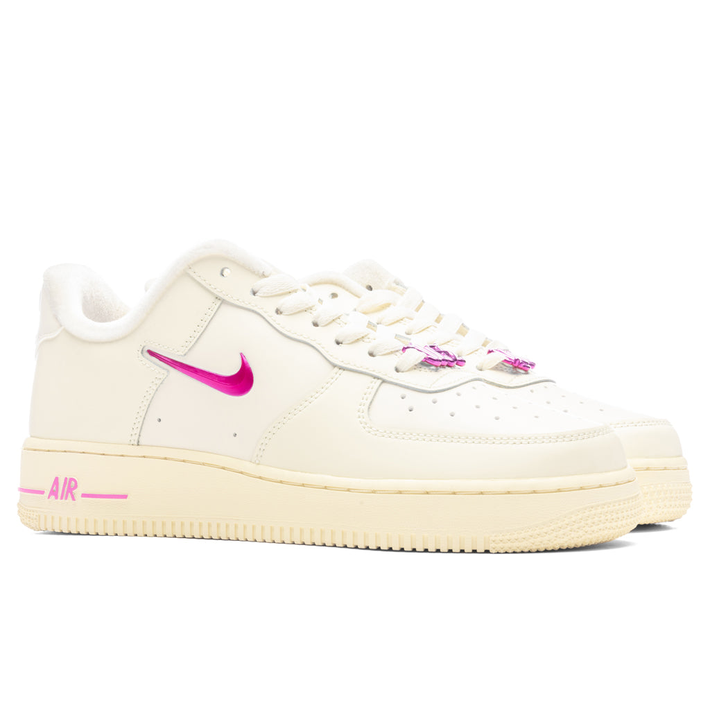 Women's Air Force 1 '07 SE - Coconut Milk/Playful Pink/Alabaster