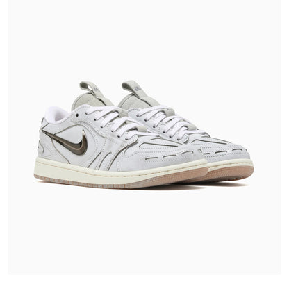 1 Low Method of Make V3 'Summit White Gum' Women's (2025)