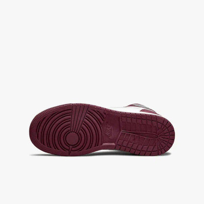 Air Jordan 1 Retro High OG 'Bordeaux' (2021) (GS)