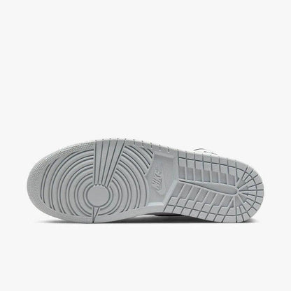 Air Jordan 1 Retro High OG 'Stage Haze' (2022)