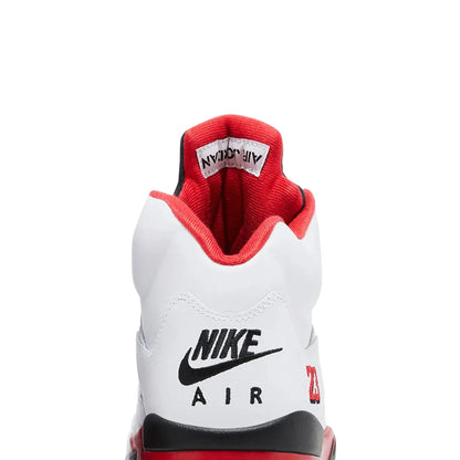 5 Retro 'Fire Red Black Tongue' (2025)