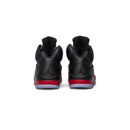 5 'Satin Bred'