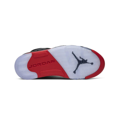 5 'Satin Bred'