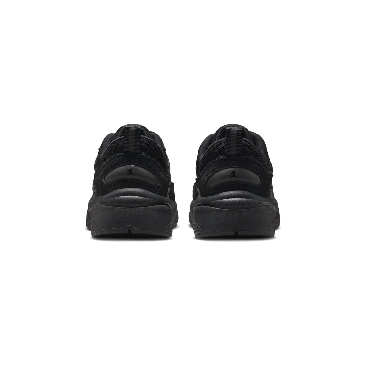 Trunner O/S 'Triple Black' (2025)