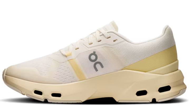 Running Cloudpulse Ivory Tumeric (Women's)