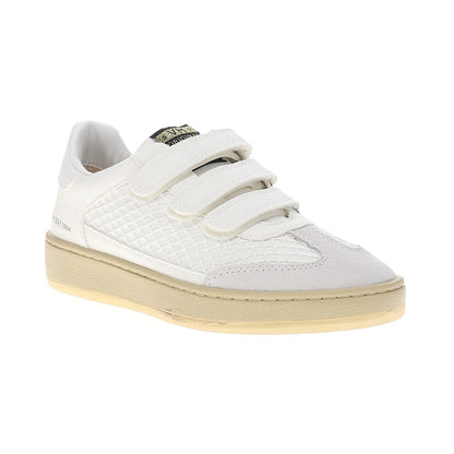Ease Slip On Sneakers