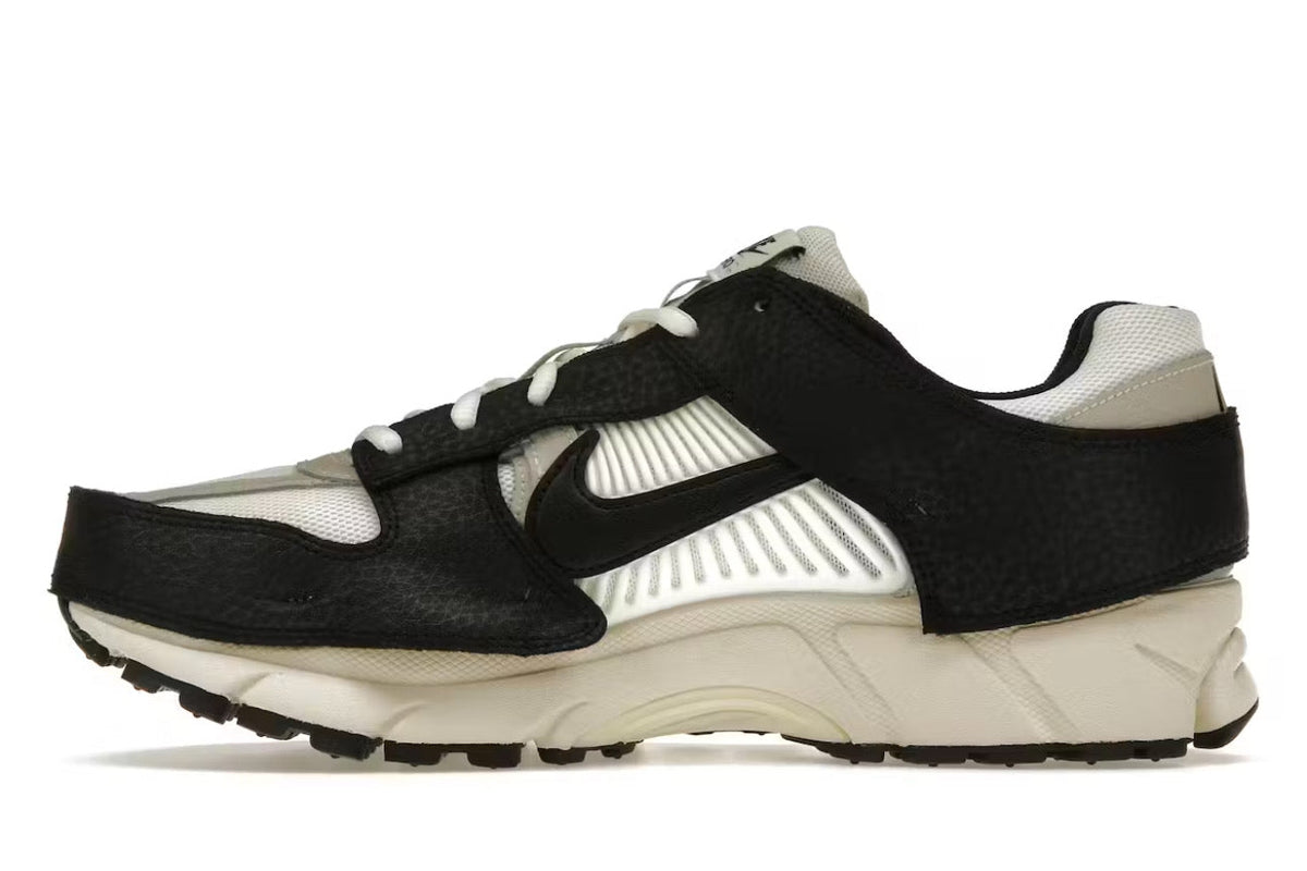 Zoom Vomero 5 Timeless Panda (Unisex)