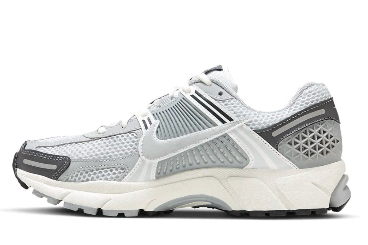Zoom Vomero 5 Wolf Grey