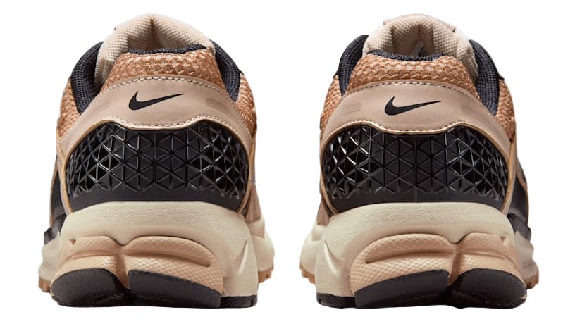 Zoom Vomero 5 Sanddrift (Women's)