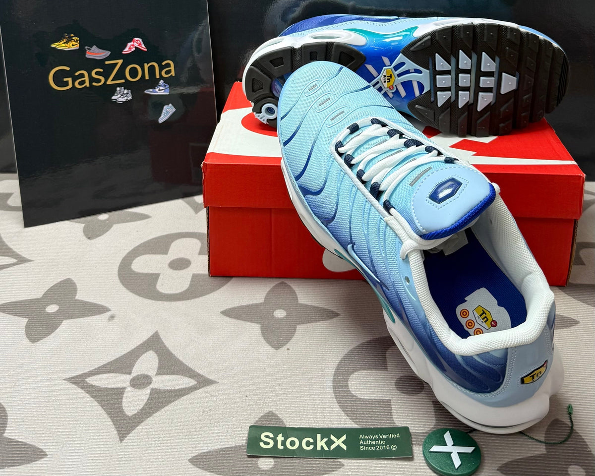 Air Max Plus University Blue Gradient