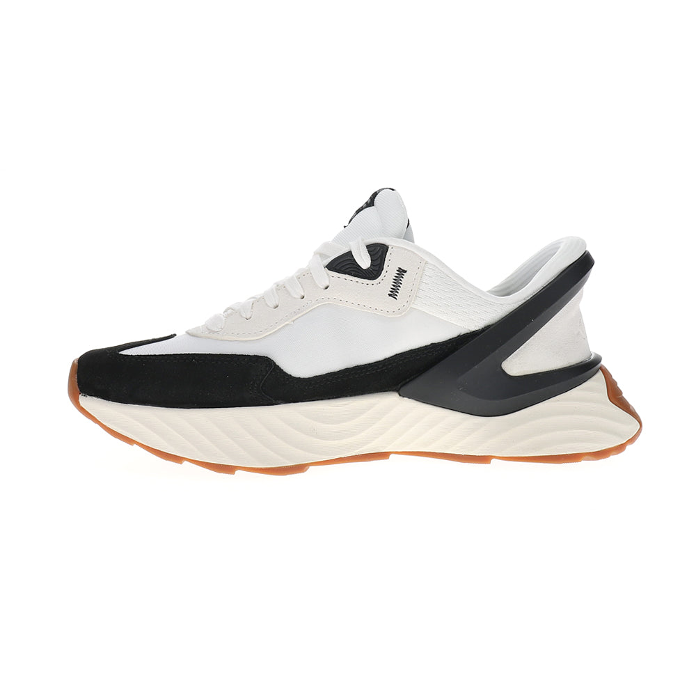 Monaco Hands Free Sneakers