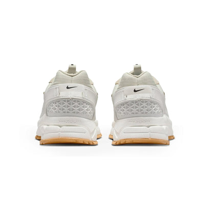 Air Zoom Vomero 5 Roam 'Sail Light Stone' Women's (2025)