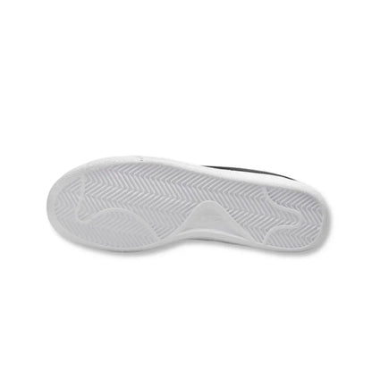 Court Royale 'White Black