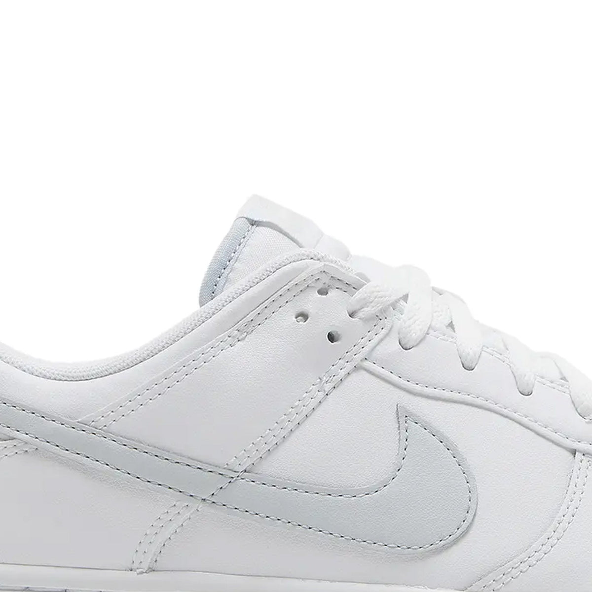 Nike Dunk Low 'Pure Platinum Grey'
