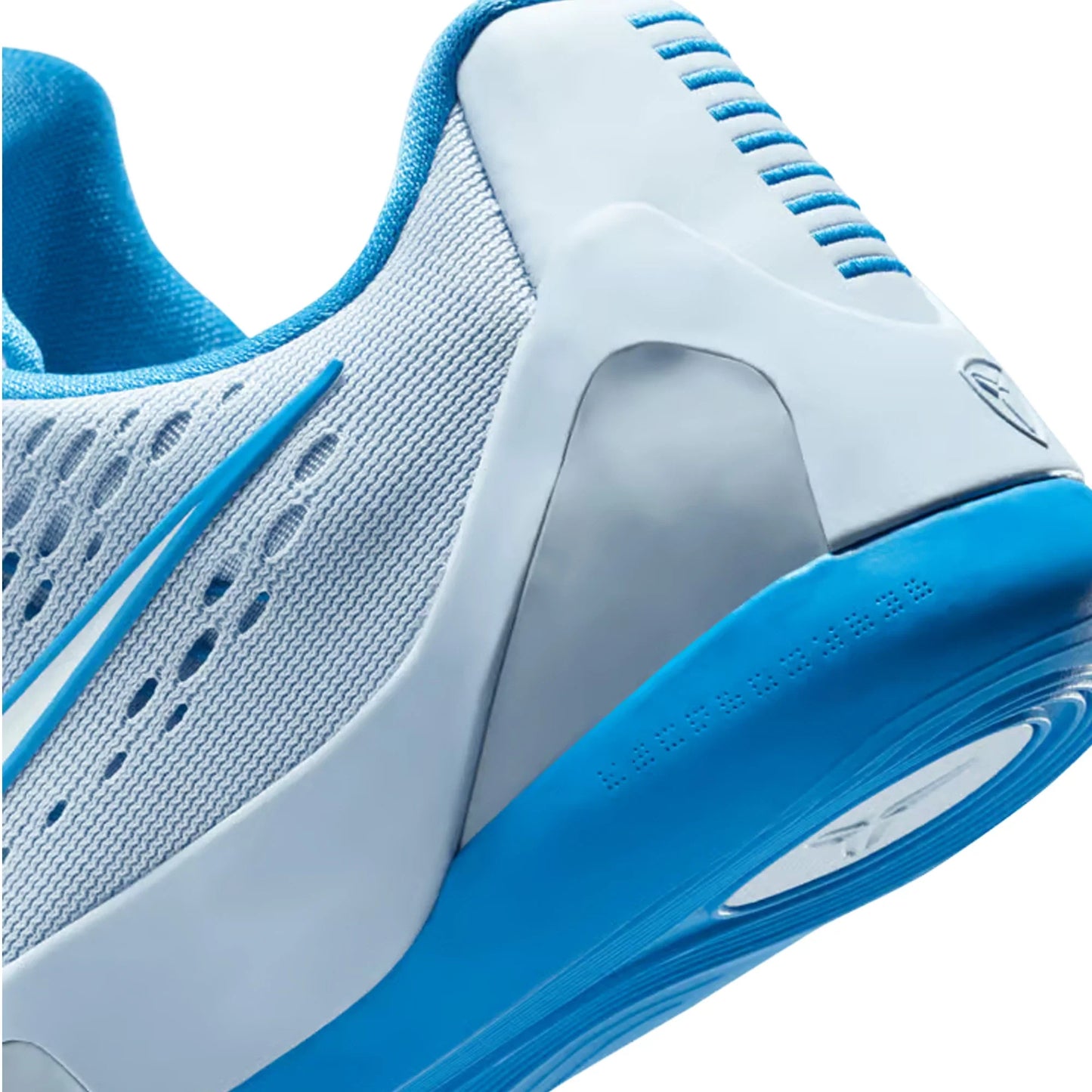 Kobe 9 EM Low TB 'Hydrogen Blue' GS (2026)