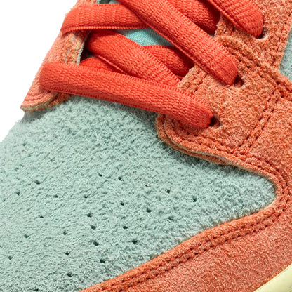 Dunk Low 'Orange Emerald Rise' (2023)