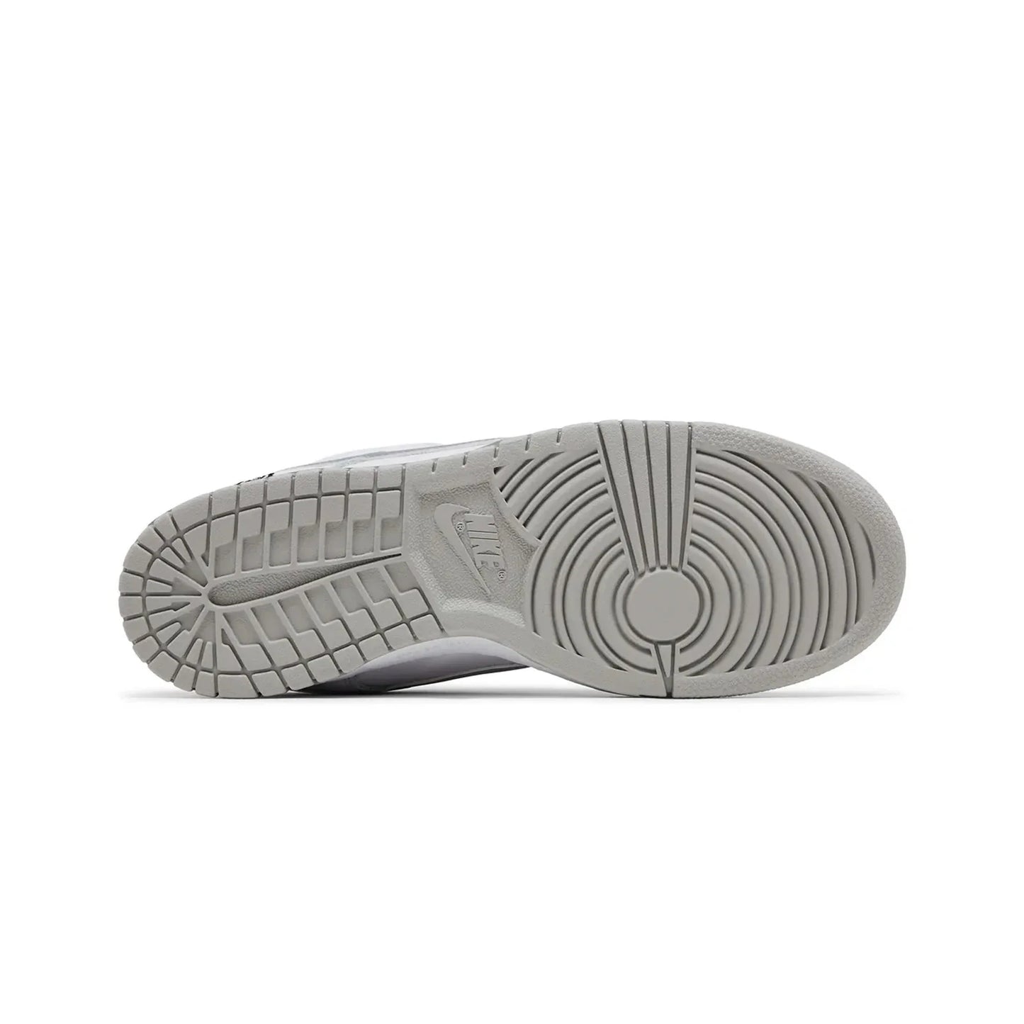 Dunk Low Supreme 94 'White Metallic Silver' (2025)