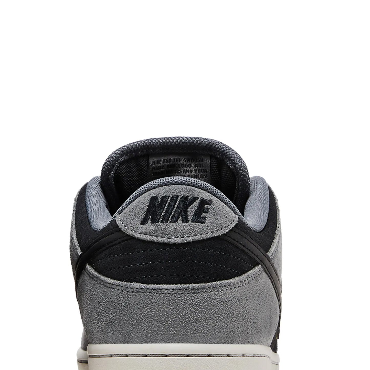 Dunk Low 'Dark Smoke Grey' (2024)