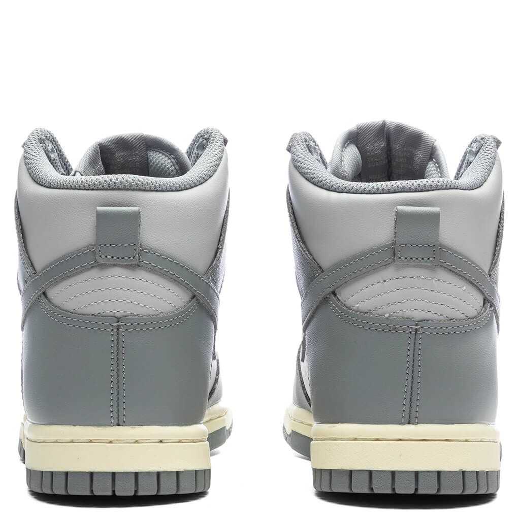 Women's Dunk High - Grey Fog/Particle Grey/Cashmere