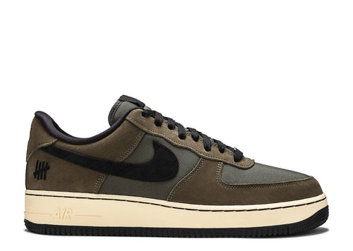Air Force 1 Low SP UNDEFEATED Ballistic Dunk vs. AF1