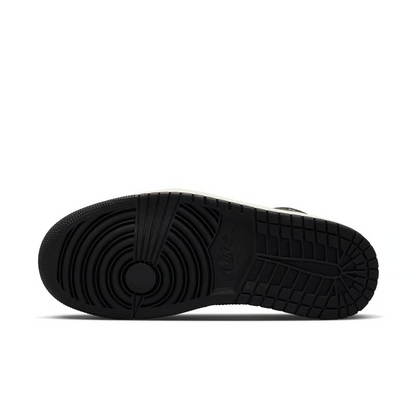 1 Mid 'Gym Red' Panda Women's (2023)