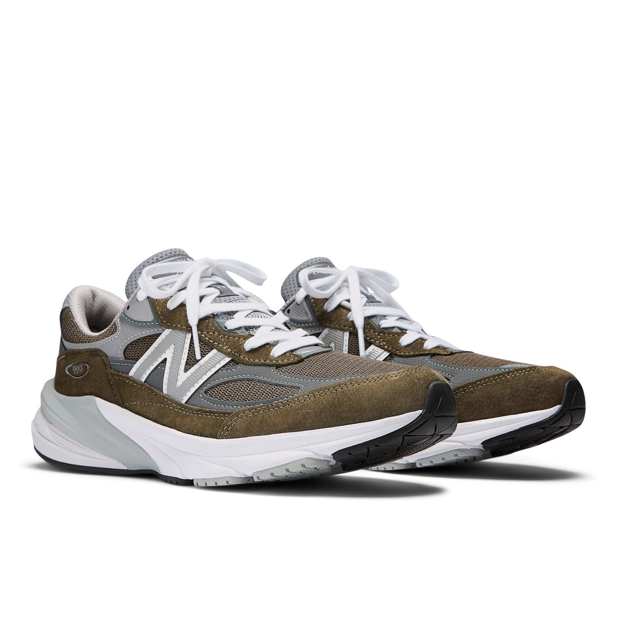 Unisex Made in USA 990v6