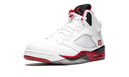 5 Retro "Fire Red" 136027 120